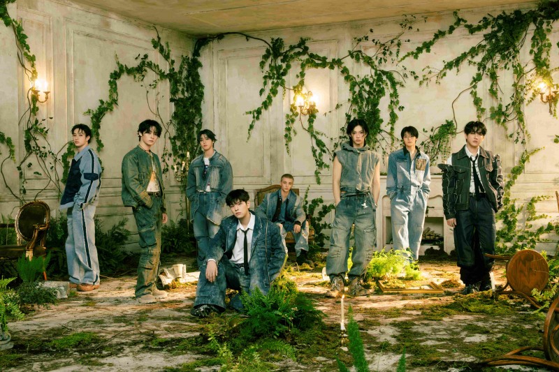 스트레이 키즈, 日 미니 3집 트랙리스트 공개…타이틀곡명은 'Hollow'