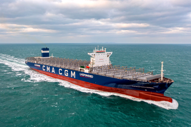 HD현대삼호가 2022년 인도한 1만5000TEU급 액화천연가스(LNG) 이중연료 추진 컨테이너선 ⓒHD한국조선해양