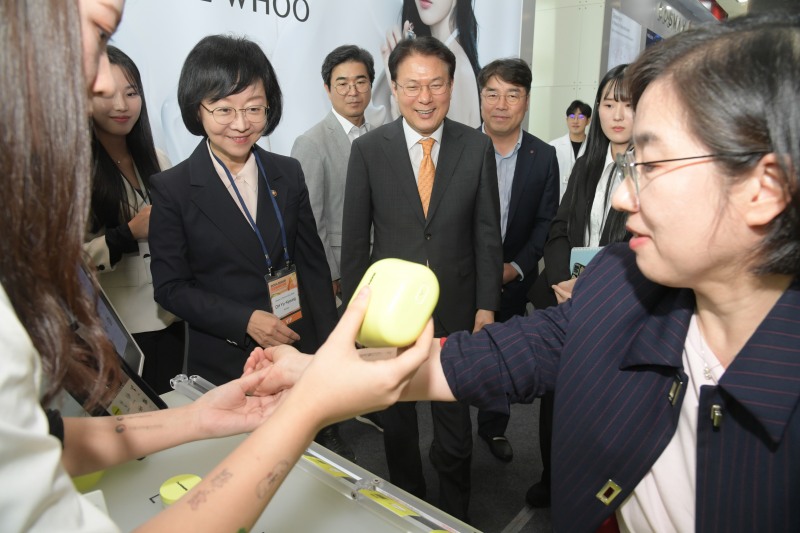 ‘2024 원아시아 화장품·뷰티 포럼’ 현장. <사진출처=식약처>