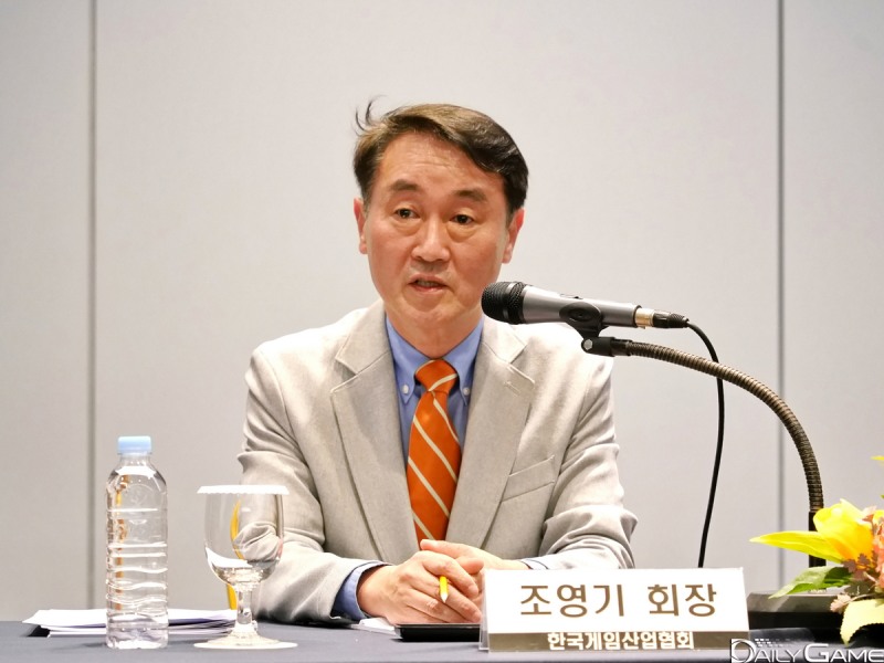 취임 간담회서 연결-소통-협력을 강조한 조영기 신임 협회장.