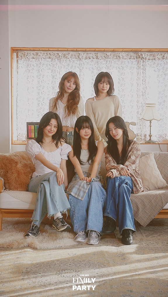 ‘데뷔 3주년’ 르세라핌, 다채로운 콘텐츠 공개…선물 같은 시간 선사