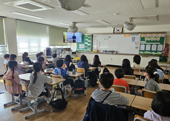 실시간 스트리밍 안전교육 운영 장면