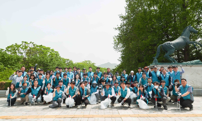 한국마사회, 환경보호와 지역상생을 위한 플로깅(Plogging) 캠페인 시행