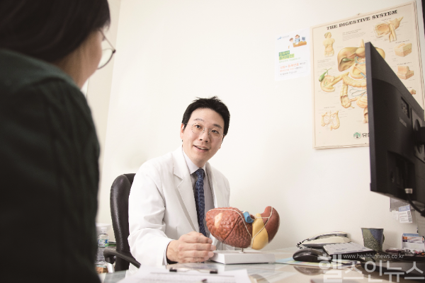 서석원 중앙대병원 간담췌외과 교수 진료사진 (중앙대병원 제공)