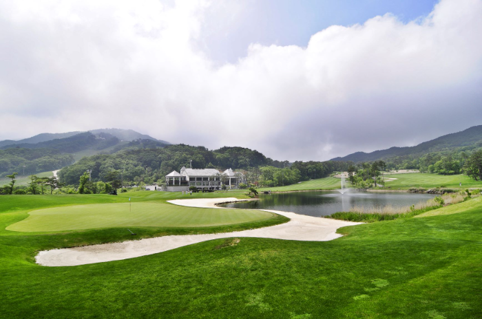 〈부영그룹 무주덕유산CC 전경〉