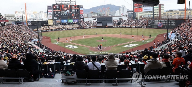 '야구 열풍' 한화 이글스, 홈경기 18연속 매진... KBO리그 신기록 달성