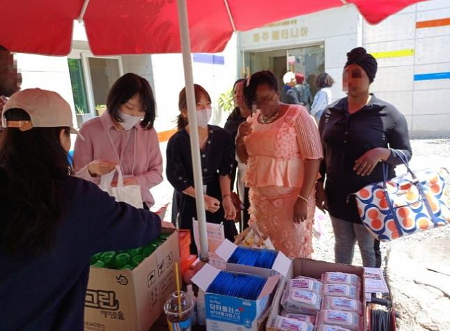 파주시, 아프리카 이주민 대상 ‘찾아가는 결핵검진’실시 및 감염병 예방 홍보관 운영 (파주시 제공)