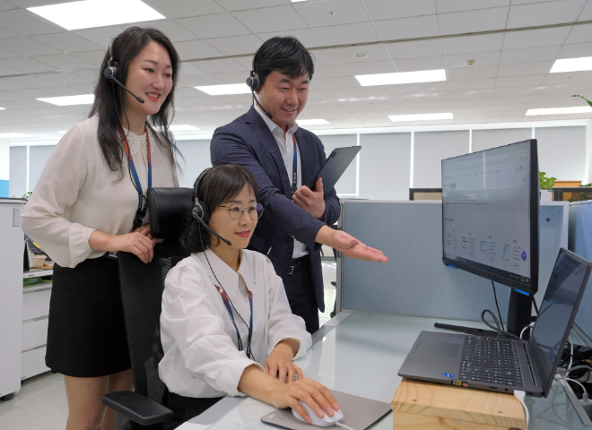 삼성전자서비스 상담사가 인공지능(AI) 기반 상담을 진행하는 모습 ⓒ삼성전자서비스