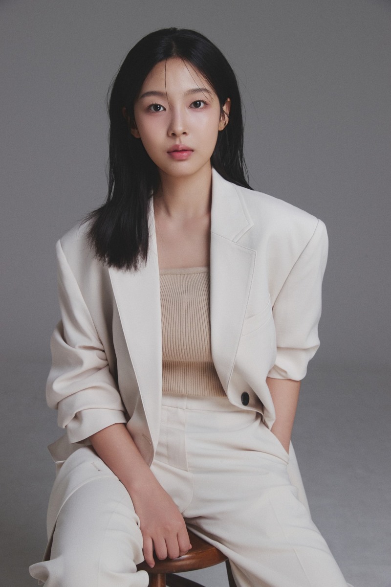 신예 이수정, 젤리피쉬 이적 후 첫 프로필 공개…청초함과 단단함 넘나드는 연기 변신 예고