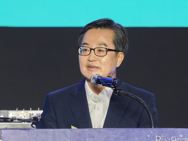 김동연 경기도지사가 "게임산업의 든든한 서포터가 되겠다"고 약속했다.