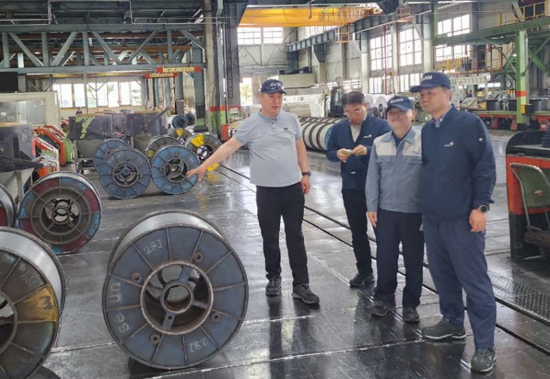 안전보건공단 경남지역본부는 지난 20일 최근 조선업과 원전 및 신재생 에너지산업의 업황 회복세를 고려해, 공장 가동율 증가가 예상되는 두산에너빌리티와 세아에삽을 차례로 방문해 현장경영을 실시했다.