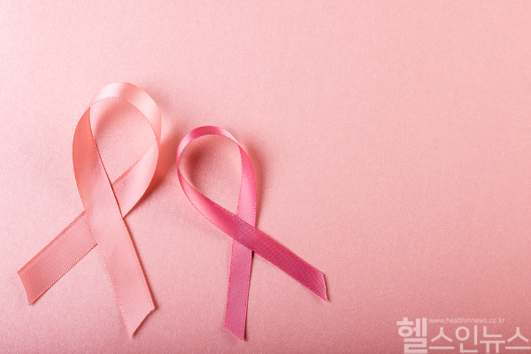 조기에 발견하면 생존율이 높은 유방암은 두려워하기보다 정확히 알고 정기 검진과 자가 관리로 예방하는 것이 중요하다. (클립아트코리아)