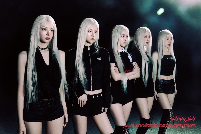 ITZY, 새 앨범 ‘Girls Will Be Girls’ 콘셉트 포토 속 신비로움의 신세계