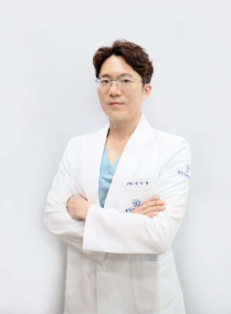 용인스마트치과 박민혁 대표원장