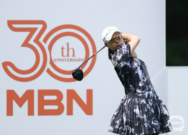 정윤지의 경기 모습. /KLPGA