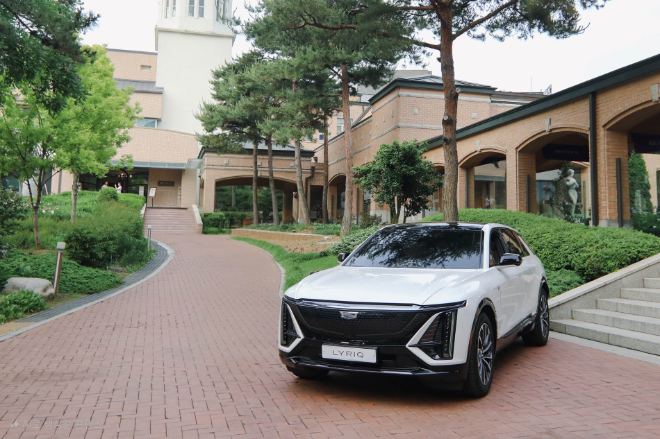 캐딜락 리릭 ⓒ캐딜락