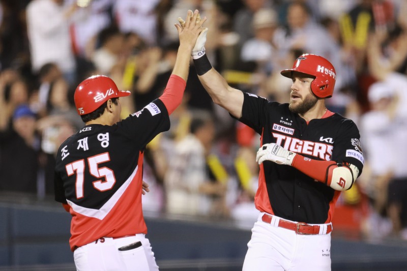 위즈덤 2점 홈런. 사진=연합뉴스