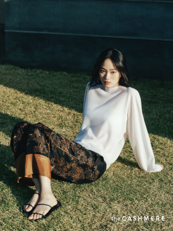 더캐시미어, 모델 신현지와 2025 여름 시즌 ‘SUMMER VOYAGE’ 화보 선보여