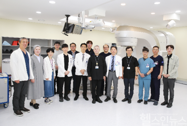 방사선종양학과 트루빔 축복식 (대구가톨릭대병원 제공)