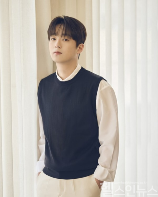 가수 이찬원 (출처: 공식SNS)