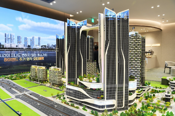 포스코이앤씨, 미리 보는 ‘오티에르 용산’, 홍보관 오픈으로 조합원 마음 사로잡는다