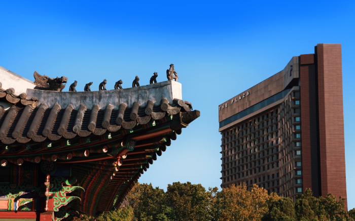 덕수궁에서 바라보는 더 플라자 전경