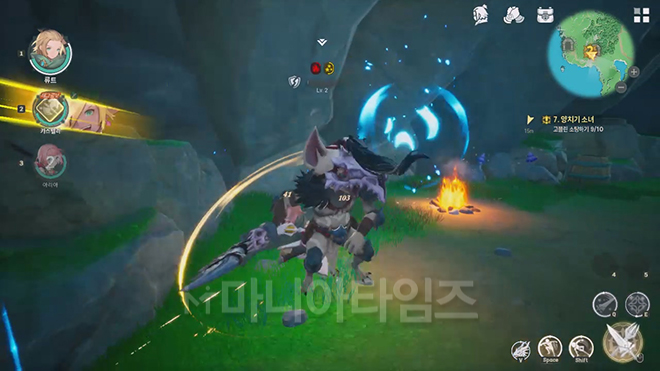 CBT 버전 '드래곤 소드' 인게임 화면 캡처. 이 화면처럼 왼쪽에 캐릭터의 아이콘 위에 표시가 뜨면 교체하면서 함께 싸우며 스킬을 사용하는 태그 공격이 이뤄지는데, 꽤 쾌감이 있다. 출처 : 이동근 기자