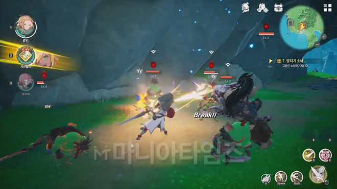 CBT 버전 '드래곤 소드' 인게임 화면 캡처. 전투 이펙트는 눈이 아플 정도로 화려한 것은 아니고 적절하다. 이펙트로 게임의 어설픔을 커버하는 느낌은 확실히 아니다. 출처 : 이동근 기자