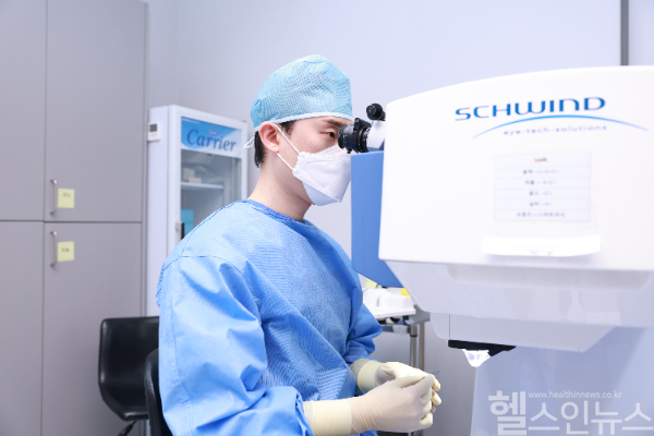 이승훈 첫눈애안과 원장