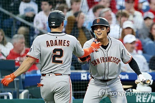 월리 아다메스와 이정후