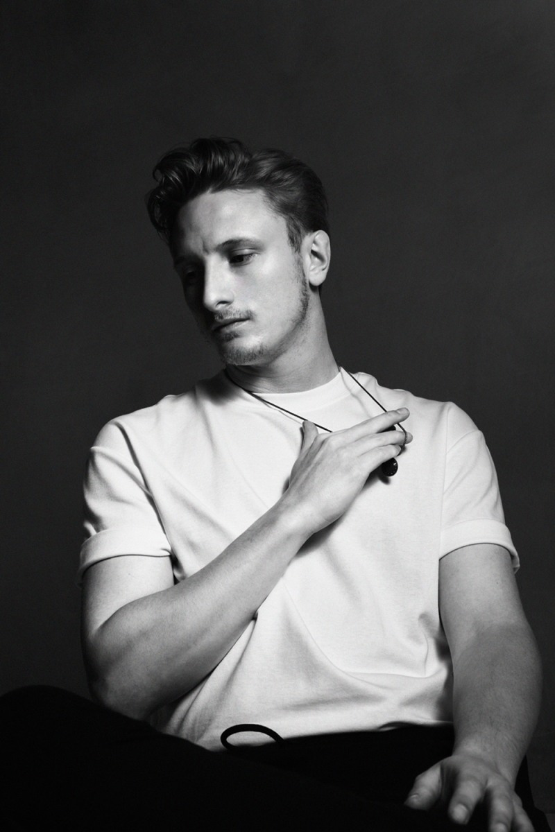 英 싱어송라이터 이담, 15일 신곡 'Need You' 발매…애틋한 사랑 표현