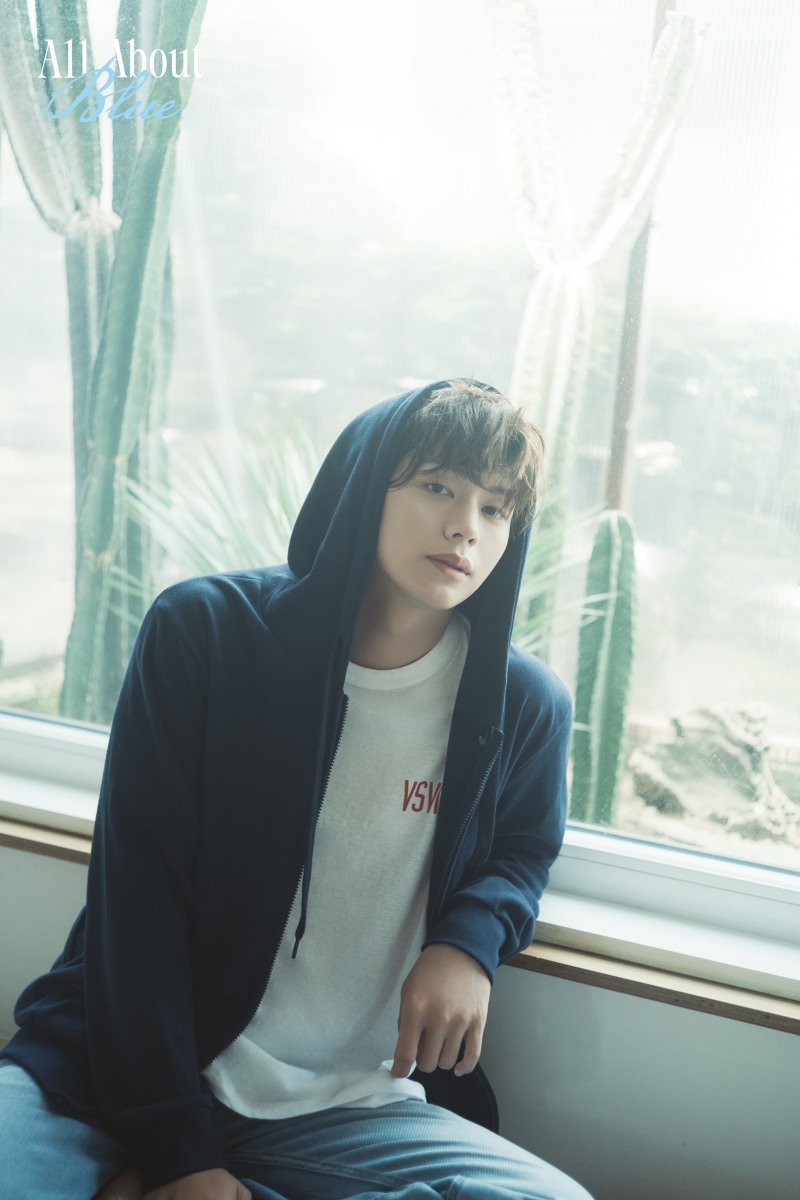 육성재, 미니 1집 콘셉트 포토 공개…독보적인 분위기로 팬심 자극