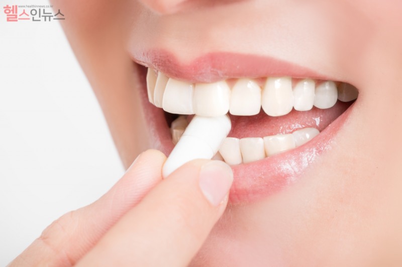 실제로 다낭성 난소증후군이나 자궁 질환이 있다면 먼저 전문의와 상담해 자신의 상태를 정확히 파악하는 것이 중요하다. 영양제는 그 후 적정 용량을 확인해 복용해도 늦지 않다. (클립아트코리아)