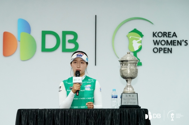 기자회견에 나선 이동은 / 사진=DB그룹 한국여자오픈 조직위원회 제공.
