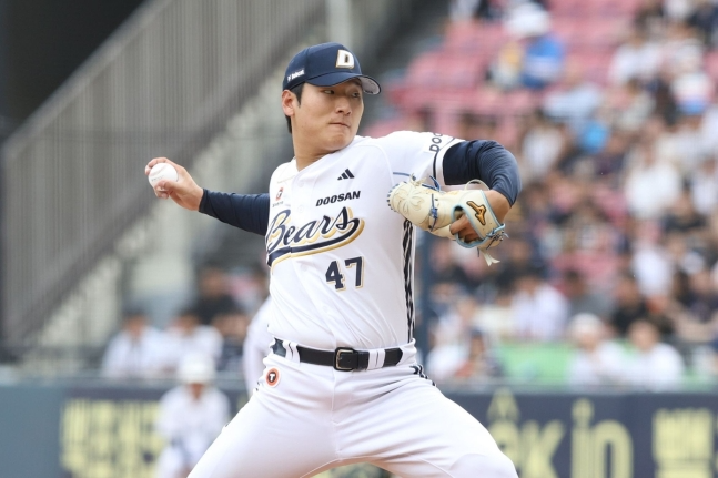 262일 만에 승리를 따낸 두산 곽빈 / 사진=두산 베어스 제공