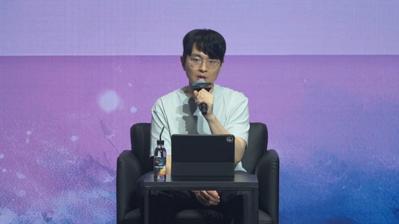 '로스트아크 모바일' 이준성 기획실장은 AI 기능을 활용한 다양한 콘텐츠를 연구 중이라고 밝혔다.(출처='로스트아크 모바일' 유튜브).