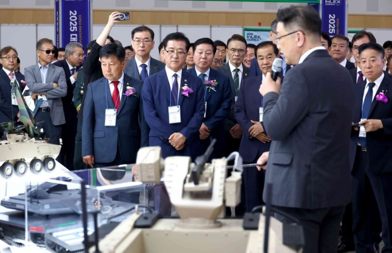 대전시의회 조원휘 의장이 대한민국 국방산업 발전대전에 참석해 "국방산업 생태계 발전의 최적지가 되도록 최선을 다하겠다" 고 약속했다.(사진=대전시 의회)