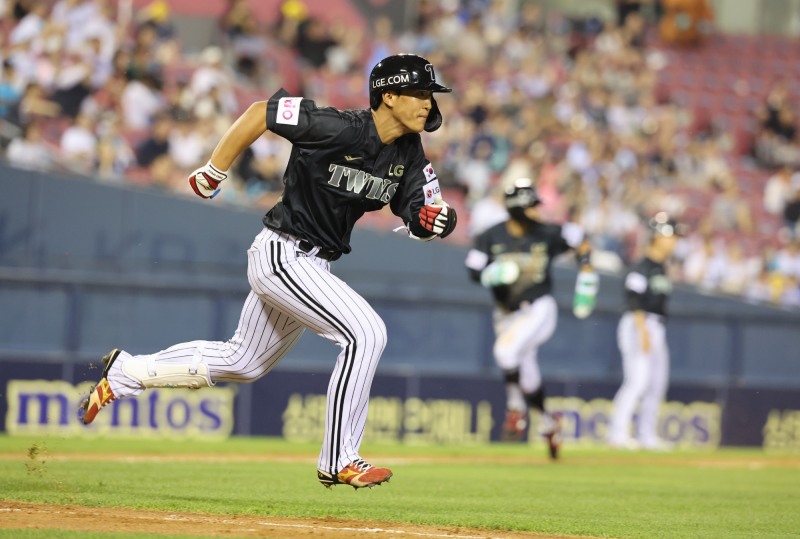 끝내기 송찬의. 사진=연합뉴스