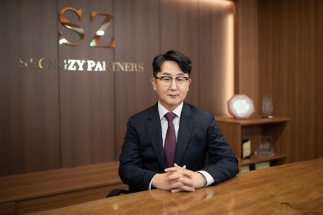 사진 내용 : 강천규 변호사 / 법무법인 성지파트너스