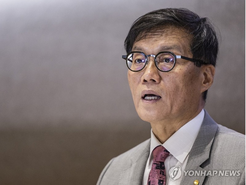 이창용 한국은행 총재가 지난 18일 원화 스테이블코인 도입이 필요하다고 밝혀 국내에서 원화 스테이블코인 도입이 본격적으로 논의될 것으로 예상된다. 사진=연합뉴스