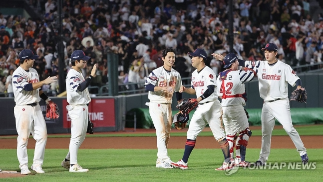 롯데 선수들 / 사진=연합뉴스