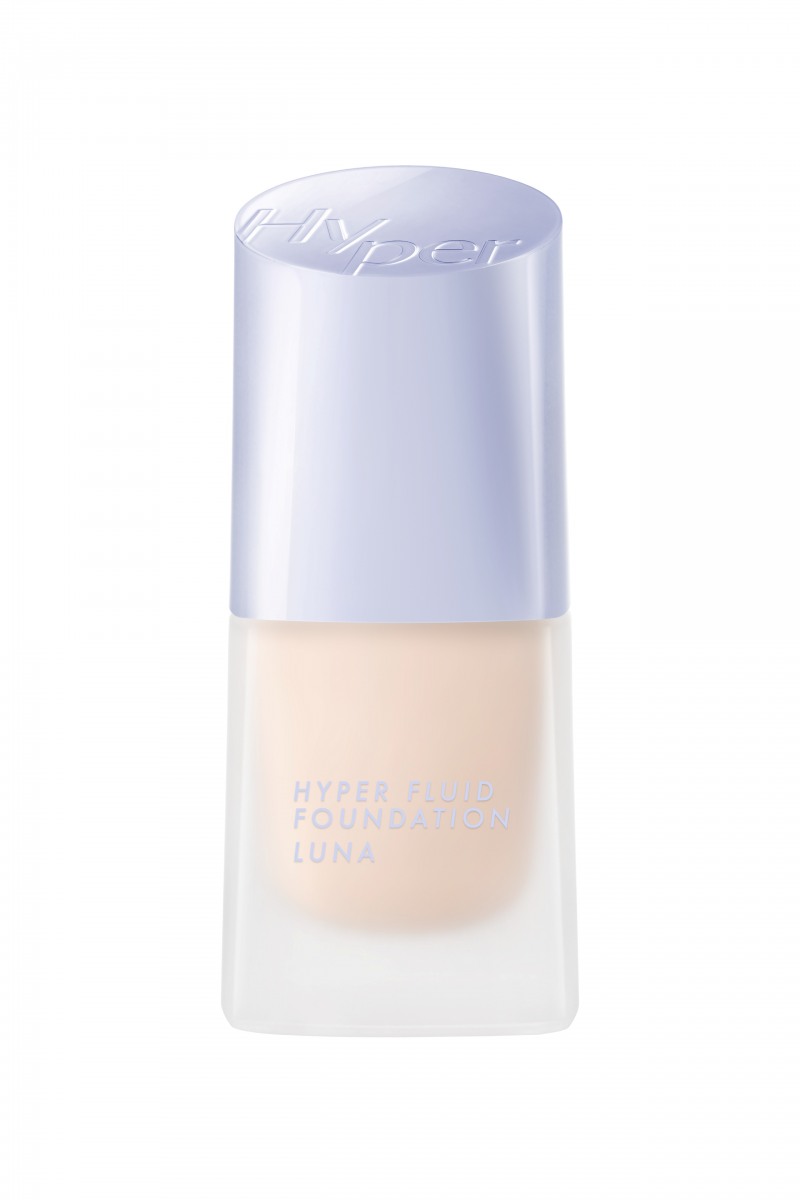 애경산업이 운영하는 메이크업 전문 브랜드 루나(LUNA)가 들뜸 없는 밀착감과 정밀한 커버력으로 매끄러운 피부 표현을 돕는 ‘하이퍼 플루이드 파운데이션’을 출시했다. (애경산업 제공)