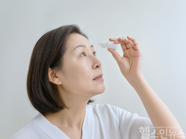 눈 성형 후 반복되는 건조감과 결막 부종은 결막이완증 신호일 수 있다. (클립아트코리아)