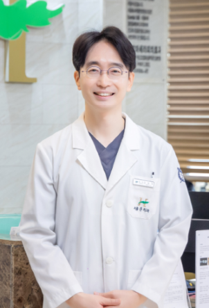 훈치과 김일장 대표원장
