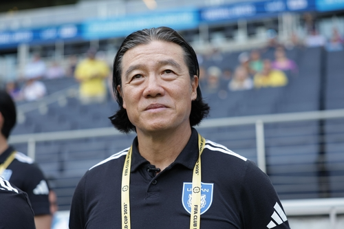 김판곤 감독