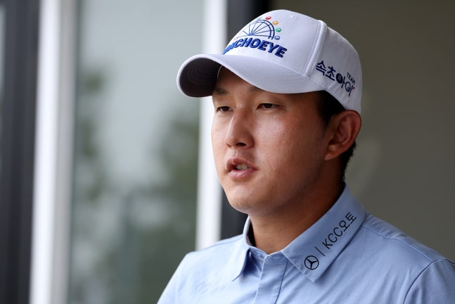 인터뷰하는 김백준 / 사진=KPGA 제공