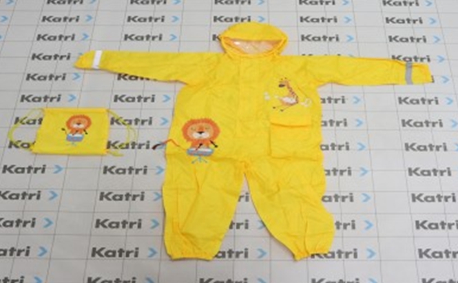 안전성 조사 부적합 제품 - 어린이용 우비(한국건설생활환경시험연구원, KATRI시험연구원 제공)