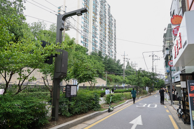 한수원·밀알복지재단, 서울 노원구에 스마트 안심가로등 설치