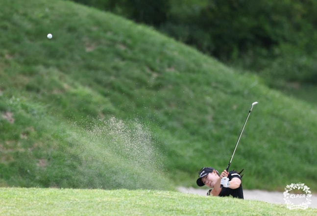 고지우, 벙커샷