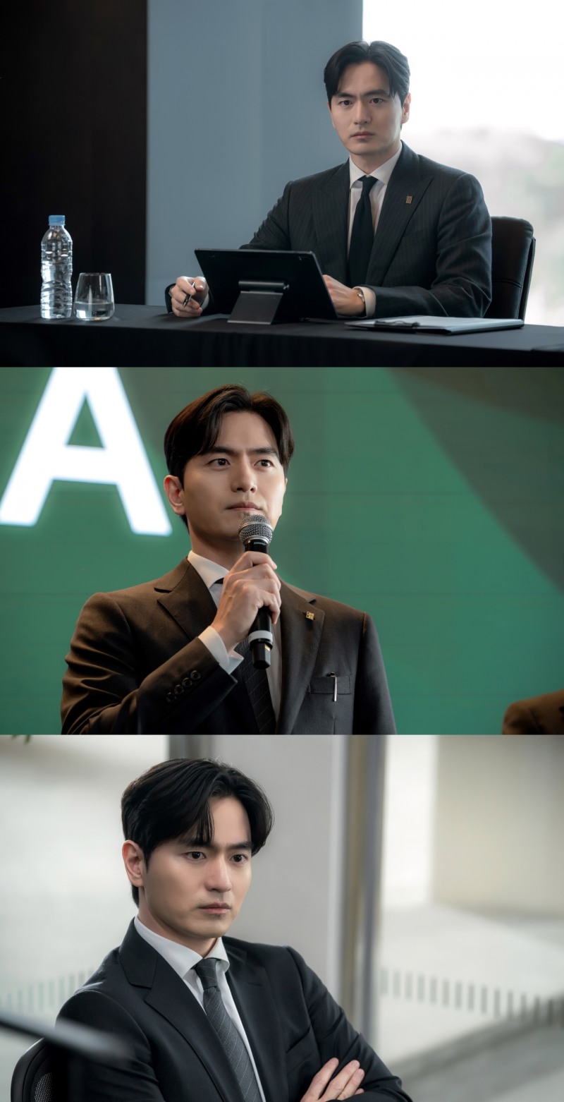 ‘에스콰이어’ 이진욱, 능력치 만렙 변호사 윤석훈으로 존재감 폭발 예고